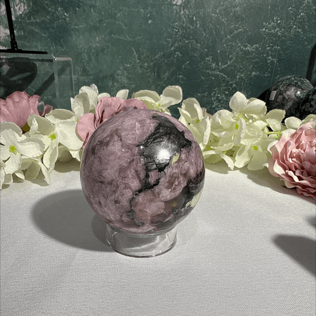 Plum tourmaline 