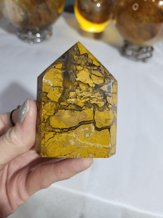 Golden agate tower 