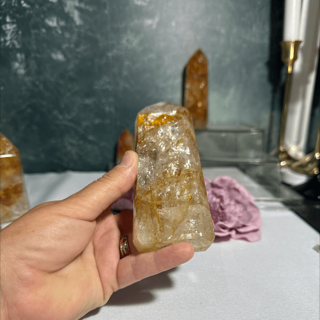 Brazilian quartz with golden healer and fire