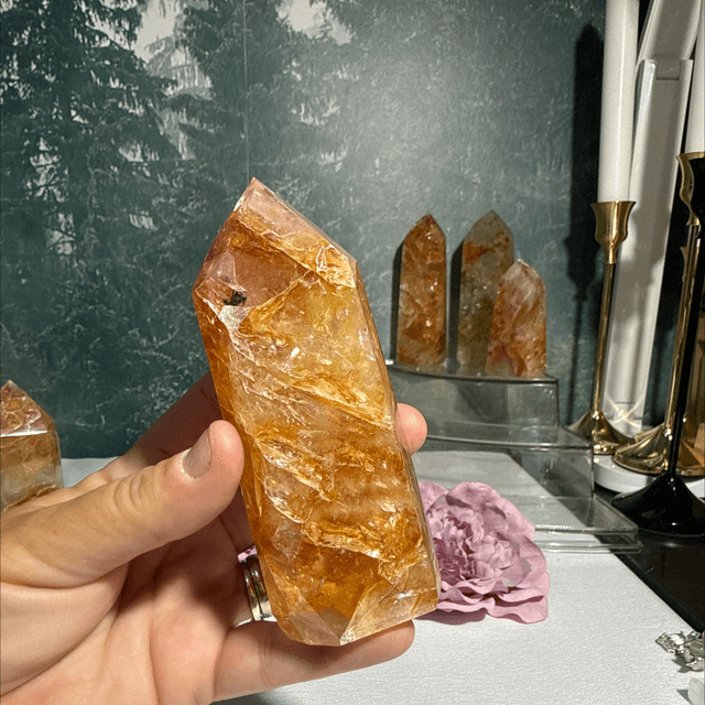 Brazilian quartz with golden healer and fire