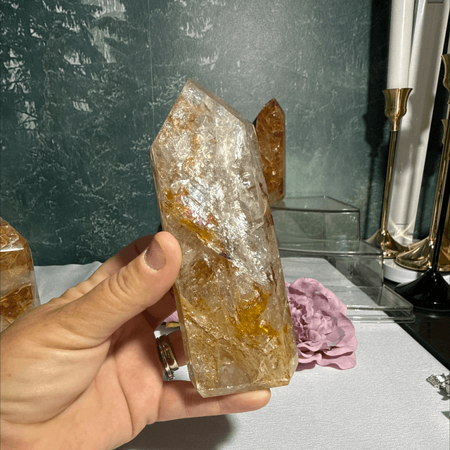 Brazilian quartz with golden healer and fire