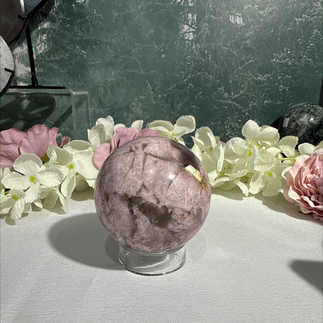 Plum tourmaline 