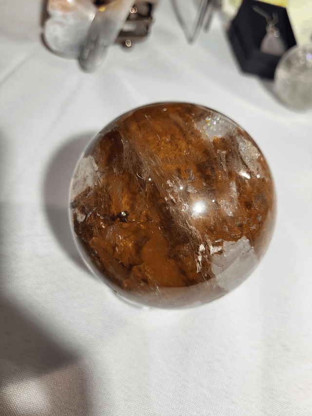 Natural red mud sphere 