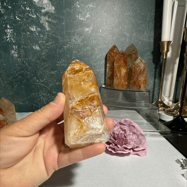 Brazilian quartz with golden healer and fire