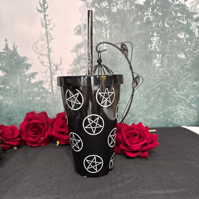 Pentagram plastic cup with straw