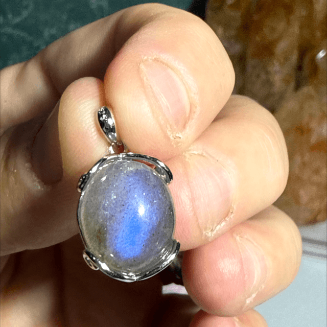 Lab pendant s925