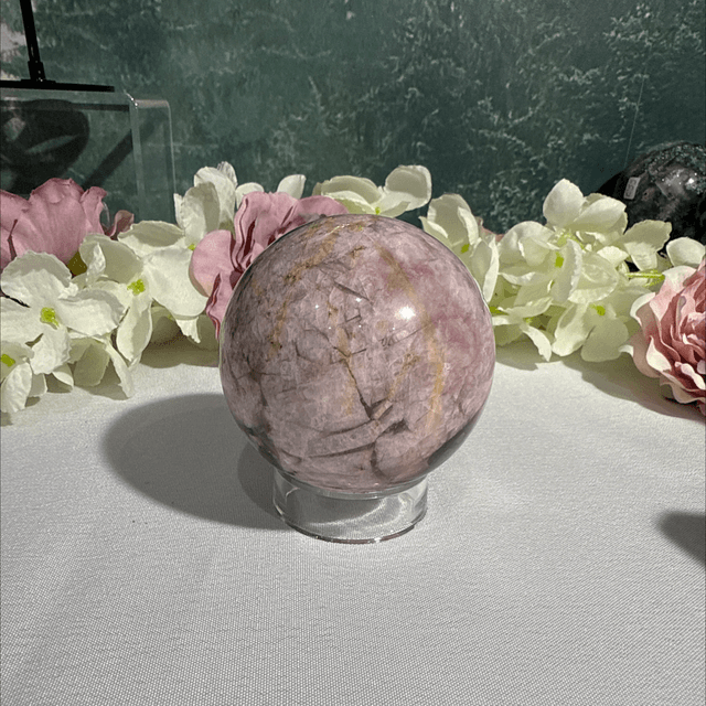 Plum tourmaline 