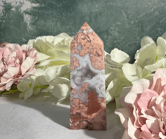 Pink petal agate tower