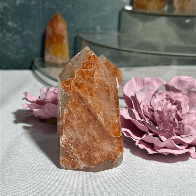 Brazilian quartz with golden healer and fire